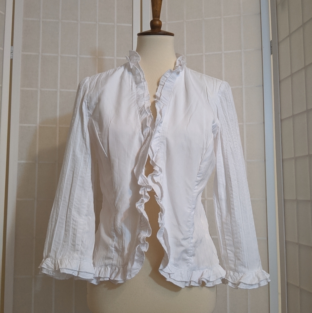Vintage ruffled white open cardigan blazer